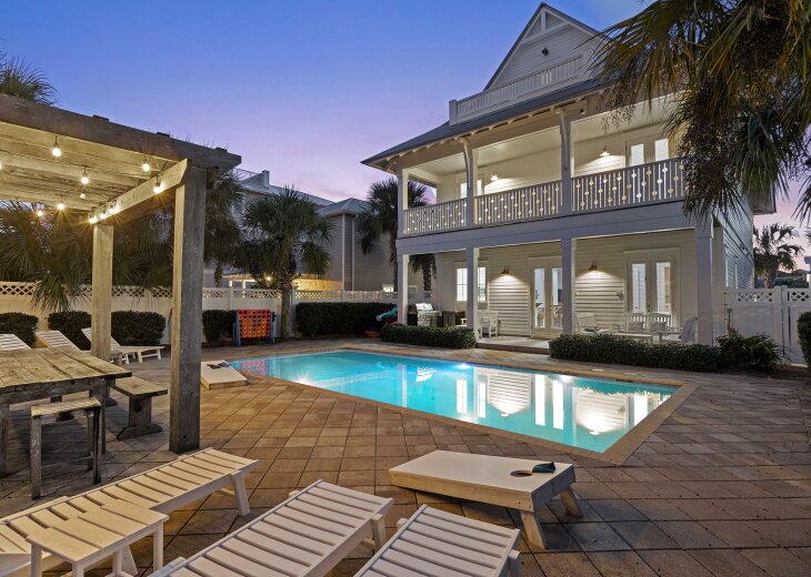Destin FL backyard with pool build | The Perfect Outdoors Destin FL backyard with pool build | The Perfect Outdoors